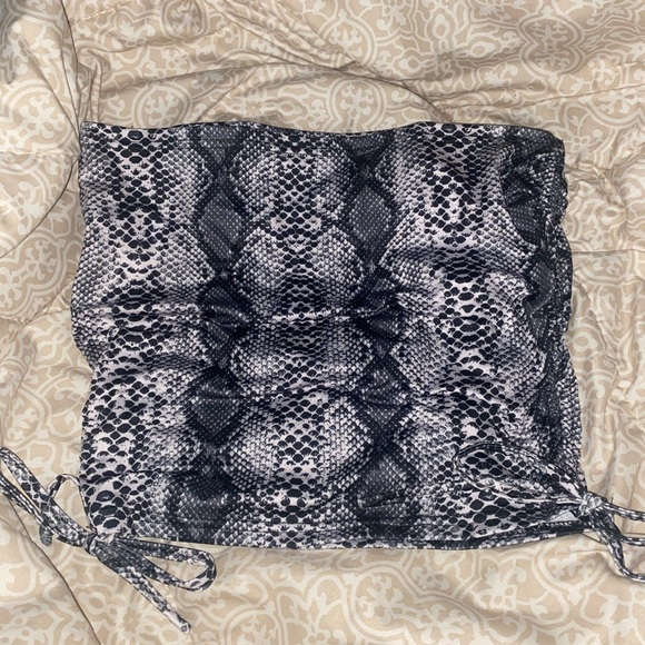 SHEIN Tops - Tube top